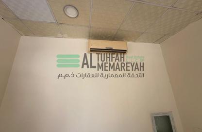 Shop - Studio for rent in Al Butina - Sharjah