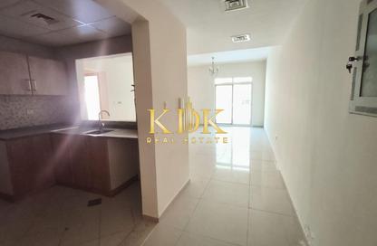 Apartment - 1 Bedroom - 2 Bathrooms for rent in May Residence 2 - May Residence - District 10 - Jumeirah Village Circle - Dubai