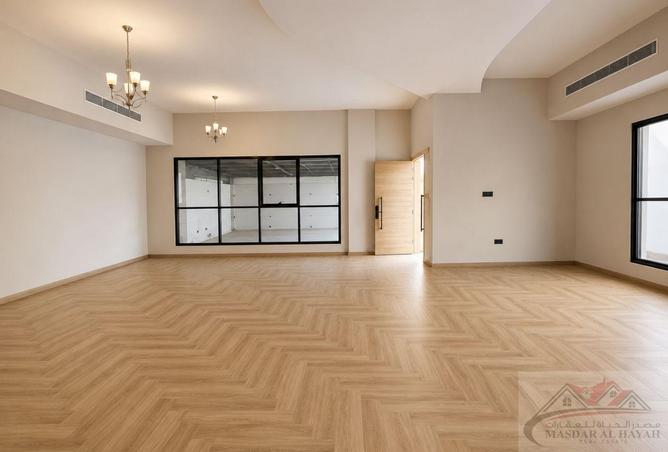 141437194 - Property Image 2