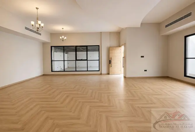 141437194 - Property Image 2