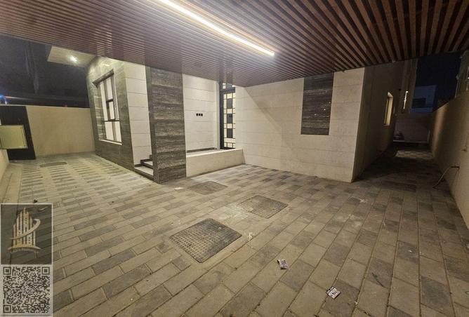 66708283 - Property Image 2