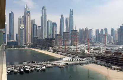 شقة - غرفة نوم - 1 حمام للبيع في برج Marina Vista 1 - مارينا فيستا - إعمار بيتشفرونت - دبي هاربور - دبي