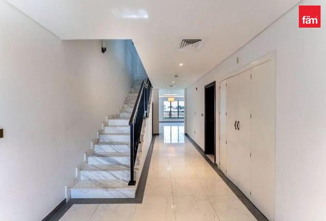 114615851 - Property Image 2