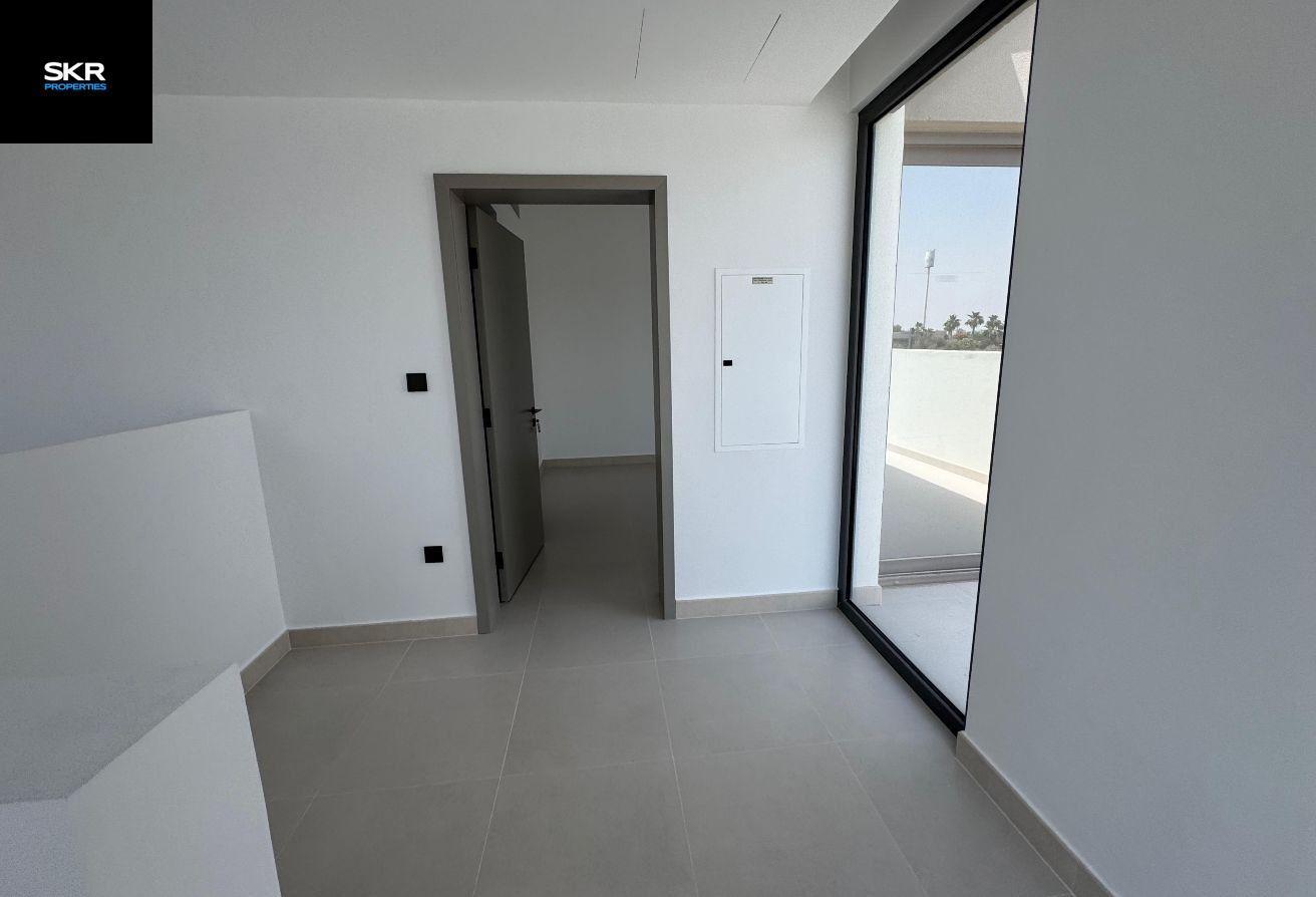 Landscaped | Ready to Move-in | Single Row photo 2