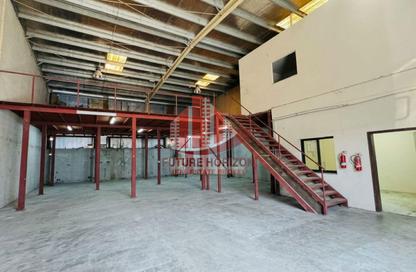 Warehouse - Studio - 1 for rent in Ras Al Khor Industrial 2 - Ras Al Khor - Dubai