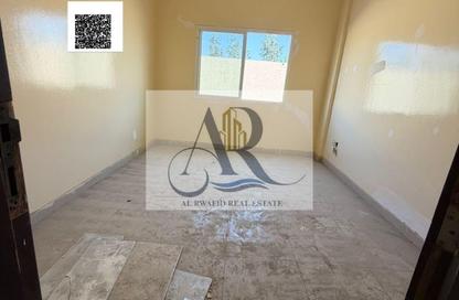 سكن عمال - استوديو - 8 حمامات للايجار في الجرف الصناعية 3 - الجرف الصناعية - عجمان