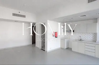 شقة - غرفة نوم - 2 حمامات للايجار في 3 منطقة دانيا - وسط المدينة - مدينة دبي للإنتاج (اي ام بي زد) - دبي