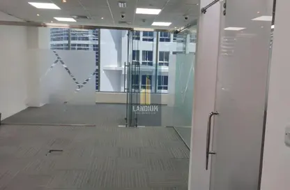 مكتب - استوديو - 1 حمام للايجار في برج تماني - الخليج التجاري - دبي