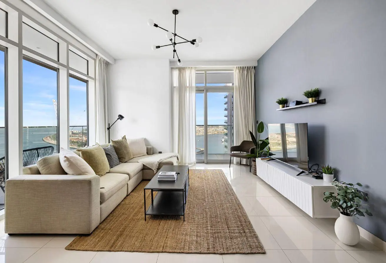 101712130 - Property Main Image