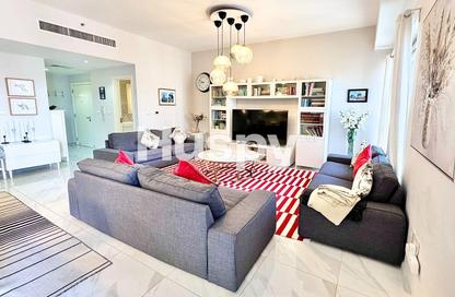 Apartment - 2 Bedrooms - 3 Bathrooms for rent in Rimal 1 - Rimal - Jumeirah Beach Residence - Dubai