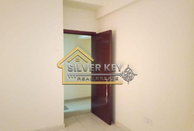 73837715 - Property Image 3