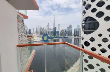 Apartment - Studio - 1 Bathroom for rent in Millennium Binghatti Residences - Business Bay - Dubai