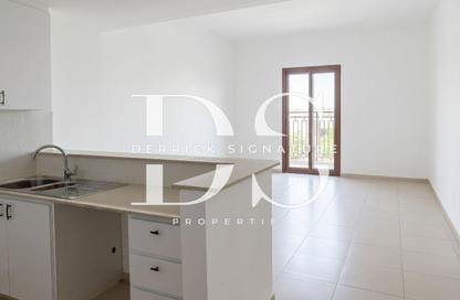 Apartment - 3 Bedrooms - 3 Bathrooms for rent in Zahra Breeze Apartments 3A - Zahra Breeze Apartments 3 - Zahra Breeze Apartments - Town Square - Dubai