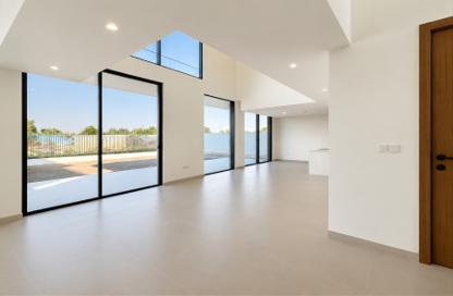 Villa - 4 - 6 for sale in Farm Gardens - The Valley - Dubai
