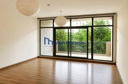 Apartment - 1 Bedroom - 2 Bathrooms for rent in The Links Canal Apartments - The Links - The Views - Dubai