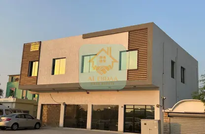 عمارة بالكامل - غرفة نوم - 2 حمامات للبيع في المعمورة - رأس الخيمة