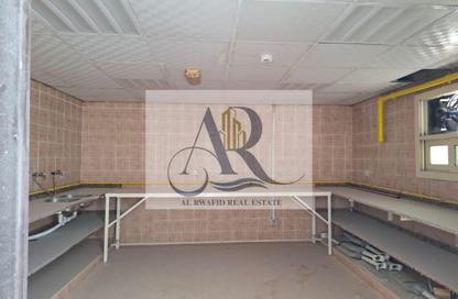 Labor Camp - Studio - 7+ Bathrooms for rent in Al Sajaa S - Al Sajaa - Sharjah