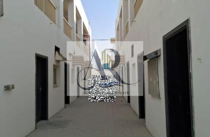 Labor Camp - Studio - 7+ Bathrooms for rent in Al Sajaa S - Al Sajaa - Sharjah