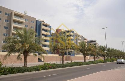 Apartment - 3 - 4 for sale in Tower 1 - Al Reef Downtown - Al Reef - Abu Dhabi