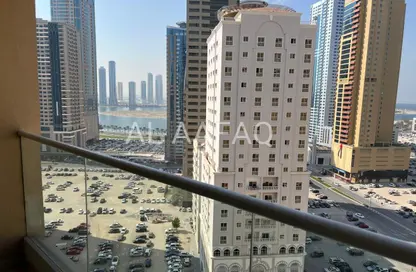 شقة - 2 غرف نوم - 2 حمامات للايجار في روز تاور 2 - ابراج روز - الخان - الشارقة