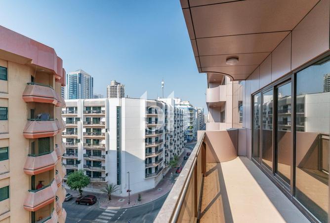 75011637 - Property Image 2