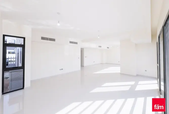 163231608 - Property Image 2
