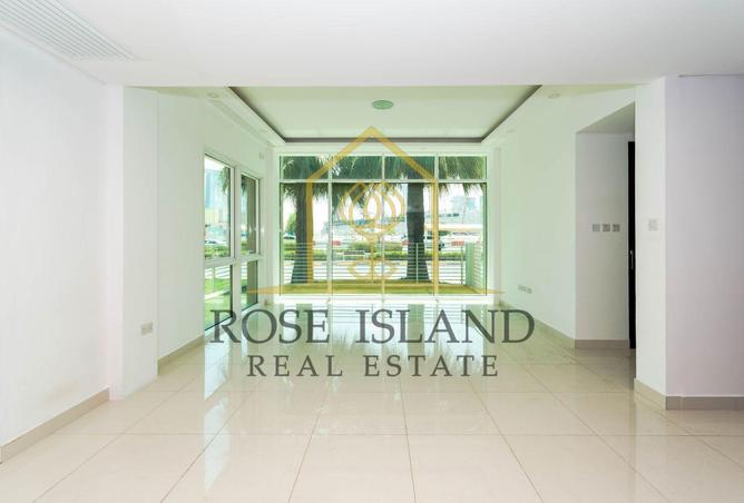 53191002 - Property Image 3