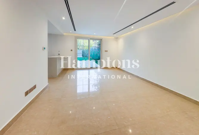 166552100 - Property Image 2