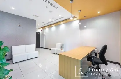 مكتب - غرفة نوم للايجار في باي سكوير مبني رقم 10 - باي سكوير - الخليج التجاري - دبي