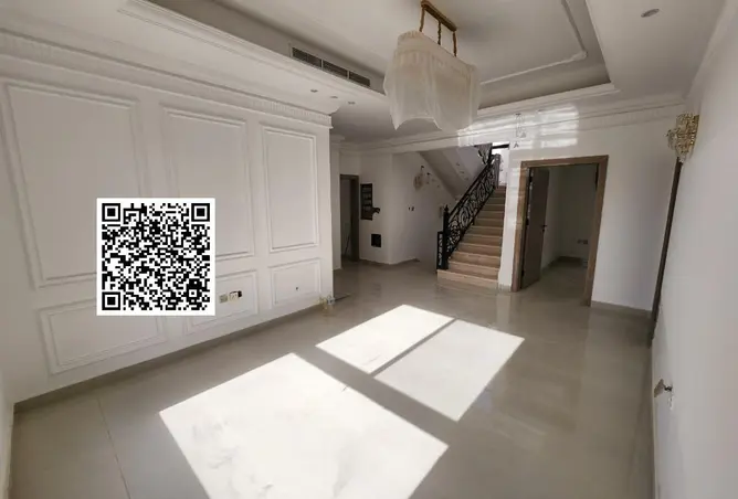 112278105 - Property Image 2