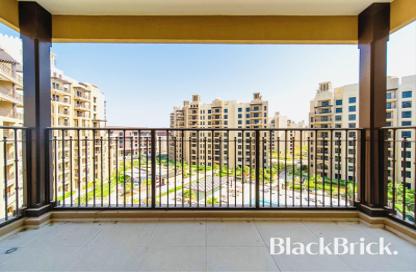Apartment - 3 - 5 for rent in Al Jazi 2 - Al Jazi - Madinat Jumeirah Living - Umm Suqeim 3 - Umm Suqeim - Dubai