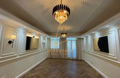 شقة - 3 غرف نوم - 4 حمامات للايجار في مساكن الفرجان بلوك ج - مساكن الفرجان - الفرجان - دبي