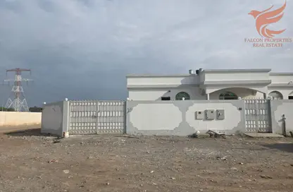 فيلا - 8 غرف نوم - 6 حمامات للايجار في خت - رأس الخيمة