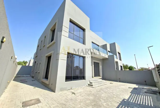 155588061 - Property Image 2
