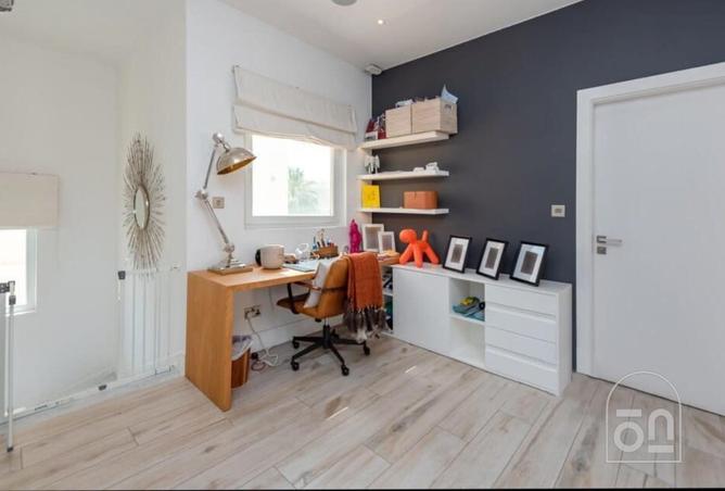 105965689 - Property Image 2