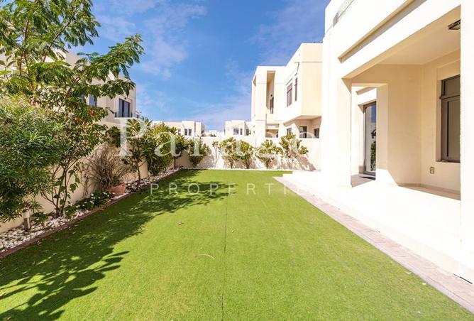 73112698 - Property Main Image