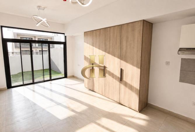81952993 - Property Main Image