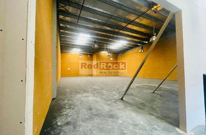 Warehouse - Studio for rent in Ras Al Khor Industrial 2 - Ras Al Khor - Dubai