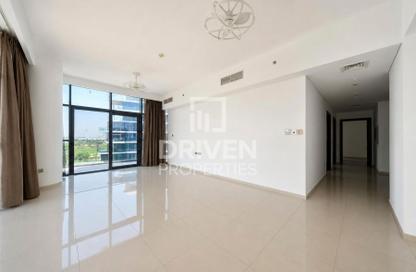 Apartment - 3 Bedrooms - 5 Bathrooms for rent in Golf Veduta Hotel Apartments B - Golf Veduta Hotel Apartments - Golf Town - Damac Hills - Dubai