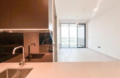 Apartment - 1 Bedroom - 2 Bathrooms for rent in Regalia By Deyaar - Business Bay - Dubai