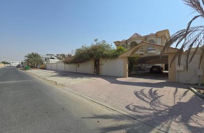 Villa - 6 - 7+ for rent in Al Juraina 2 - Al Jurainah - Sharjah