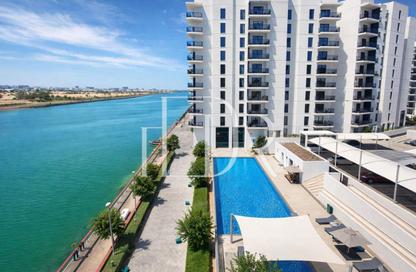 Apartment - 3 Bedrooms - 3 Bathrooms for sale in Waters Edge - Yas Island - Abu Dhabi