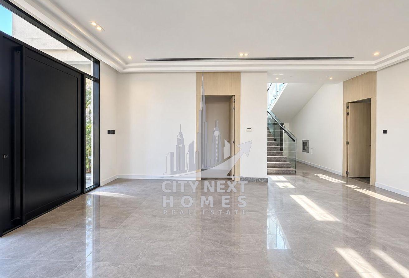 Exclusive 5BR Villa |Dining & living |Garden |Maid photo 6