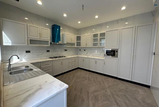 70281451 - صورة العقار 3