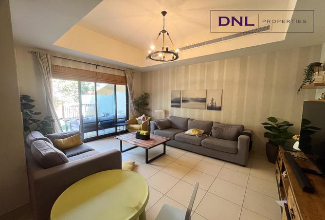 53171196 - Property Image 2