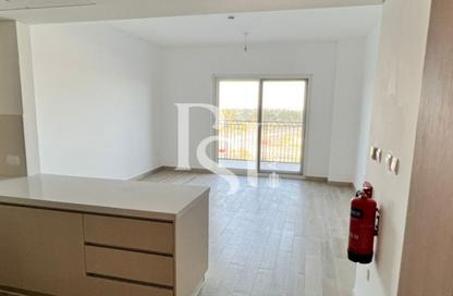 Apartment - 2 Bedrooms - 2 Bathrooms for sale in Waters Edge - Yas Island - Abu Dhabi Apartment - 2 Bedrooms - 2 Bathrooms for sale in Waters Edge - Yas Island - Abu Dhabi