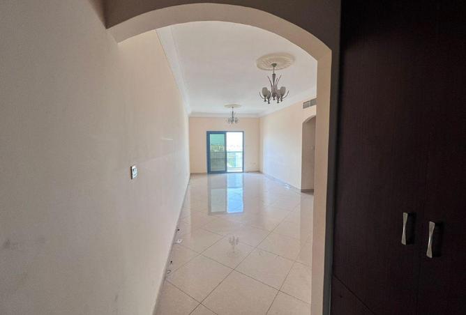 68668961 - Property Image 2