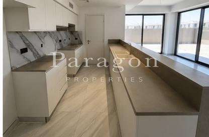 Townhouse - 4 Bedrooms - 7 Bathrooms for sale in Falcon Island North - Falcon Island - Al Hamra Village - Ras Al Khaimah