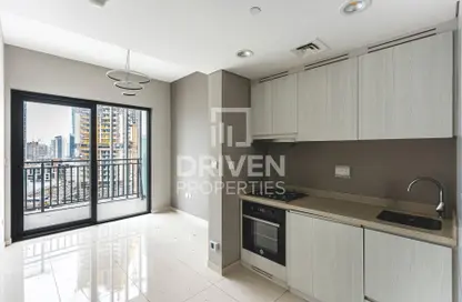 شقة - غرفة نوم - 2 حمامات للايجار في برج زادا - الخليج التجاري - دبي شقة - غرفة نوم - 2 حمامات للايجار في برج زادا - الخليج التجاري - دبي