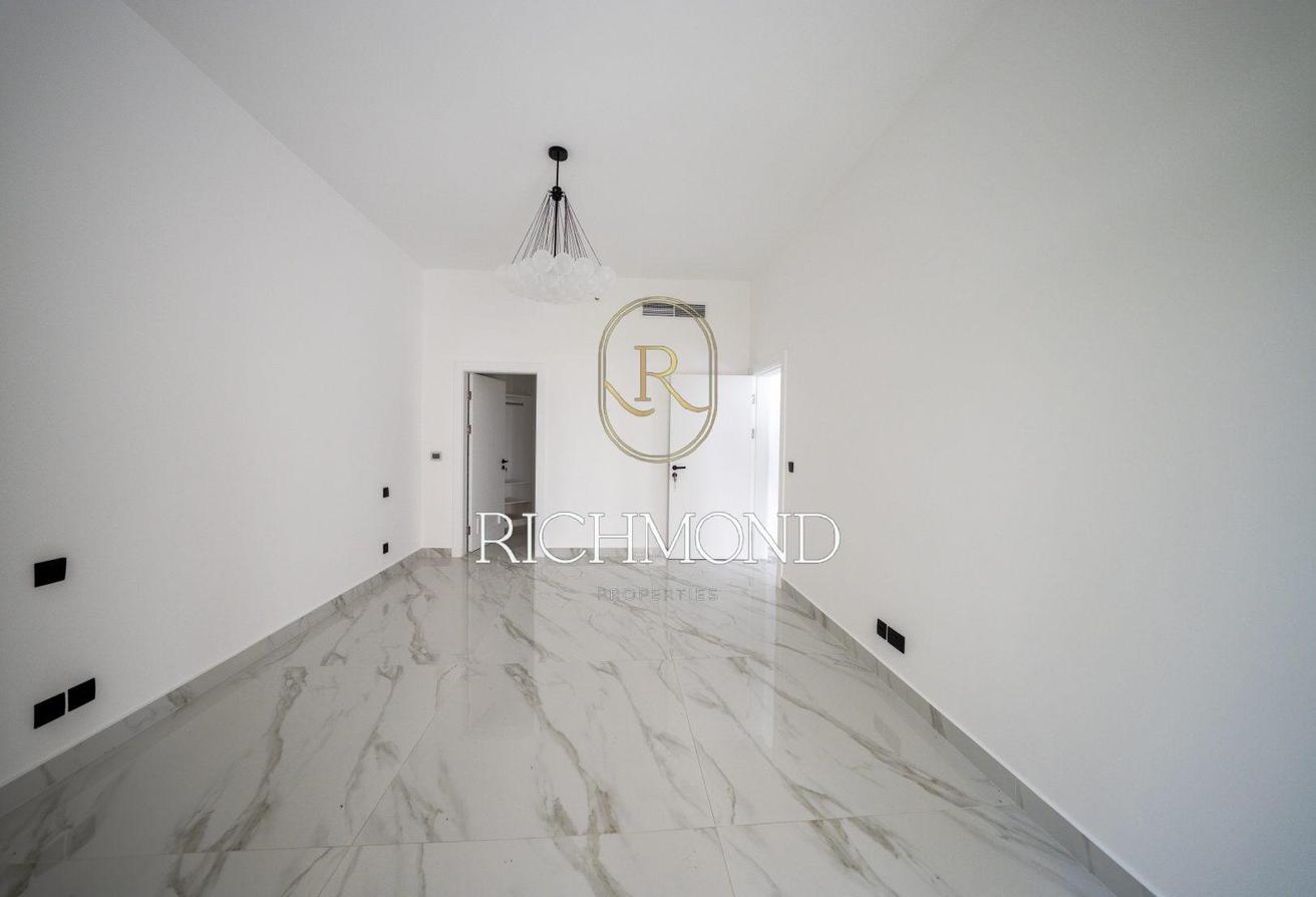 Fully Upgraded | Modern Finish | Spacious photo 14